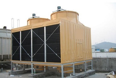 cross flow cooling tower, the air flows via the fills in a horizontal fashion